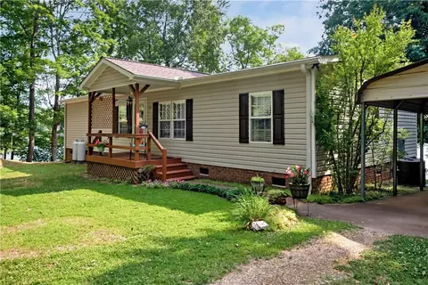 133 Third Ave, Iva, SC 29655