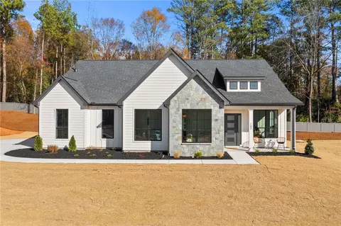 102 Castleford Dr, Clemson, SC 29631
