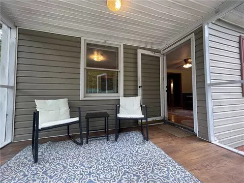 882 Greenville St, Pendleton, SC 29670 photo 4