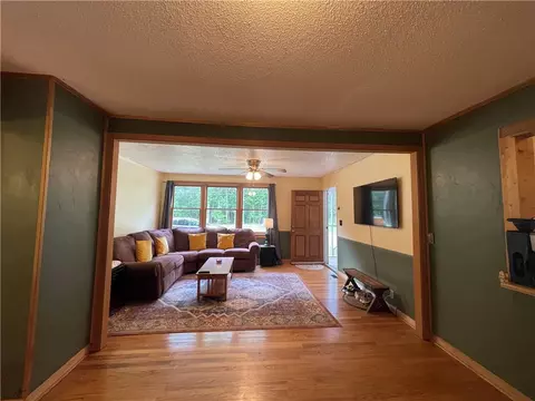 882 Greenville St, Pendleton, SC 29670 photo 8