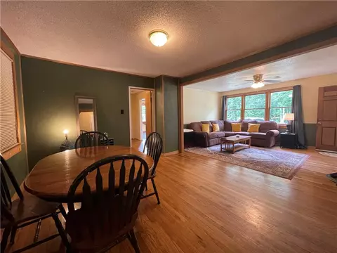 882 Greenville St, Pendleton, SC 29670 photo 7