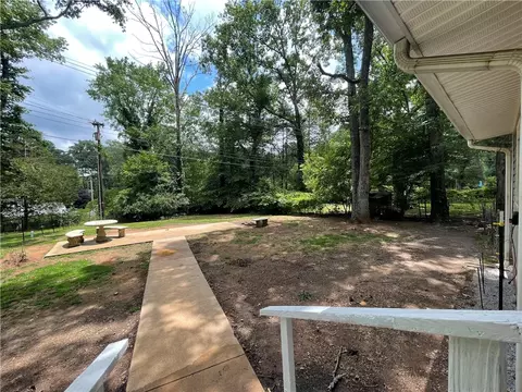 882 Greenville St, Pendleton, SC 29670 photo 30