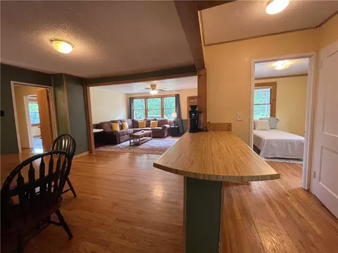 882 Greenville St, Pendleton, SC 29670 photo 11