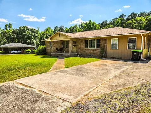 242 Sherwood Dr, Belton, SC 29627