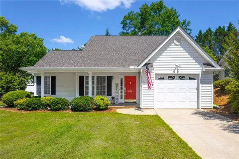 206 Grand Oak Cir, Pendleton, SC 29670