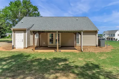 126 Jasmine Ln, Pendleton, SC 29670 photo 8