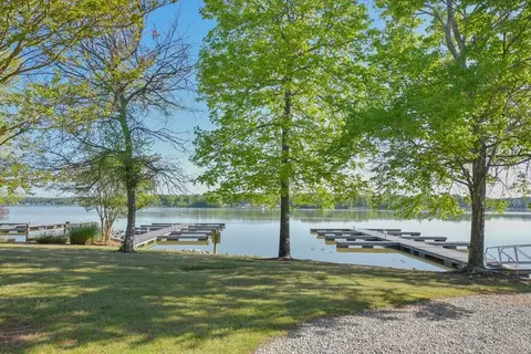 730 Eagles Harbor Dr, Hodges, SC 29653 photo 7