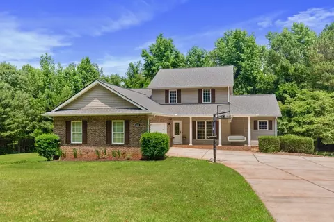 608 Old Six Mile Rd, Central, SC 29630