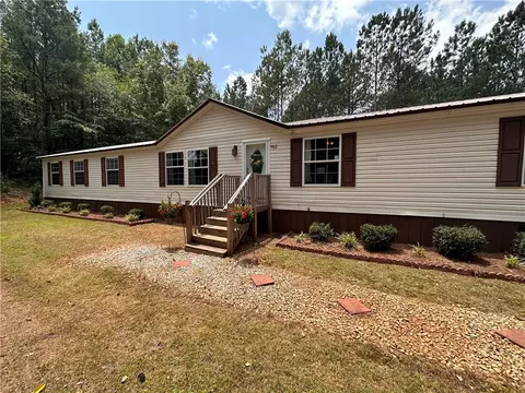 782 Doyle St, Westminster, SC 29693