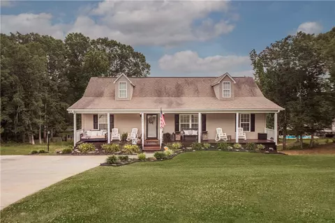 543 Hillandale Rd, Liberty, SC 29657