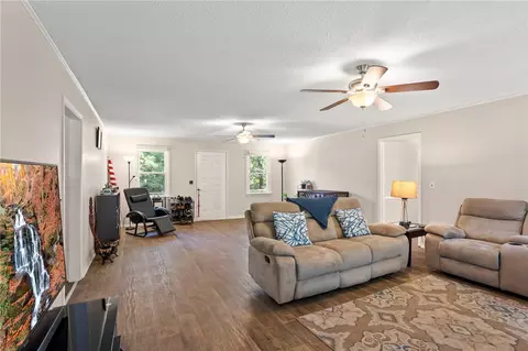 120 Robinwood Ln, Pelzer, SC 29669 photo 7