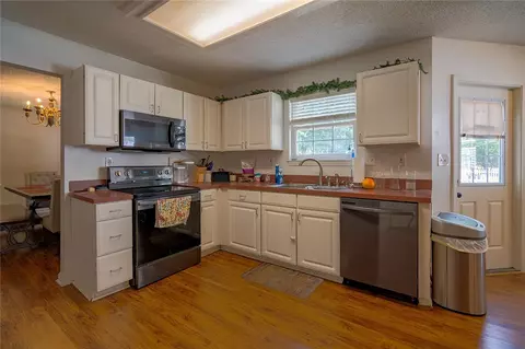 307 Camperdown Ct, Easley, SC 29642 photo 17