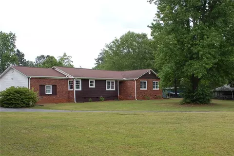 381 N Freeman Rd, Liberty, SC 29657