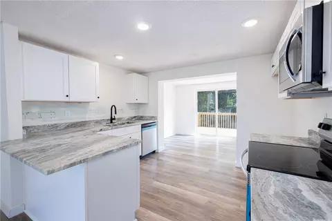 271 Lecroy Rd, Walhalla, SC 29691 photo 4