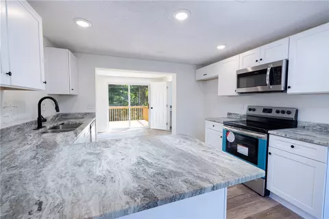 271 Lecroy Rd, Walhalla, SC 29691 photo 3