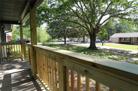208 Magnolia Ter, Pendleton, SC 29670 photo 5