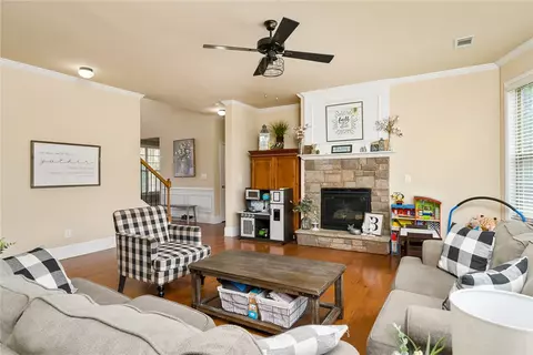 1012 Hillcrest Ct, Anderson, SC 29621 photo 9