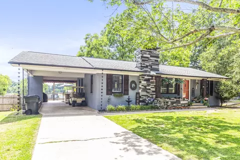 312 N Piedmont St, Westminster, SC 29693