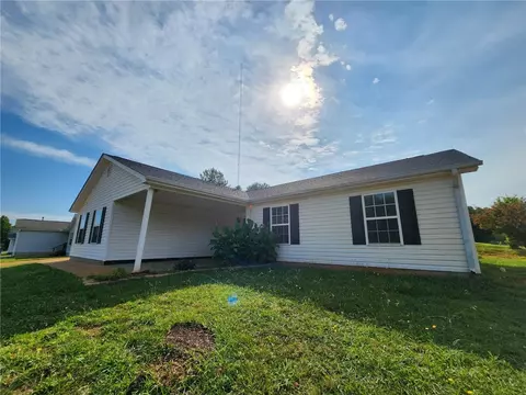 115 Soren Ln, Anderson, SC 29621