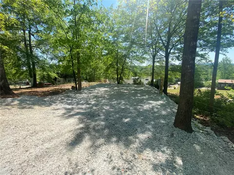 1405 Hanover Dr, Westminster, SC 29693