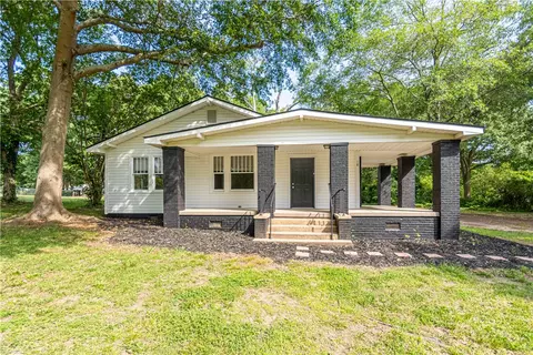18 Dendy St, Pelzer, SC 29669 photo 3