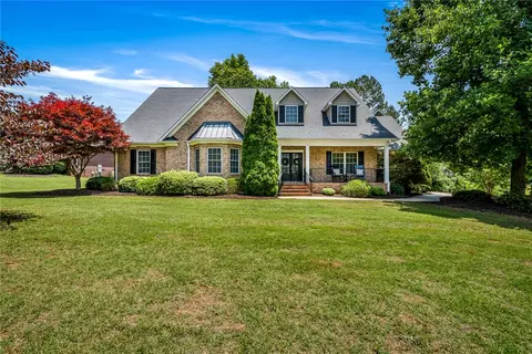 120 Wycombe Dr, Anderson, SC 29621