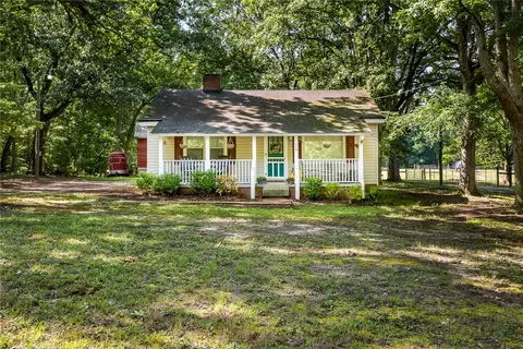 119 Pearson Rd, Belton, SC 29627