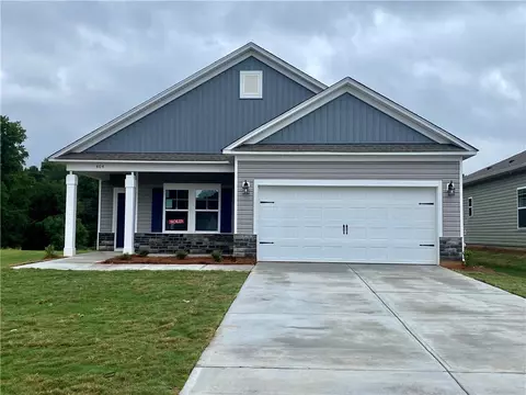 404 Sonoma Ct, Seneca, SC 29678