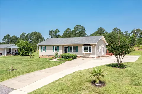 123 Smith Dr, Pelzer, SC 29669