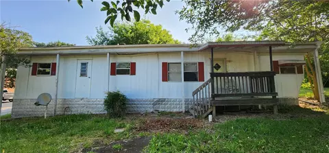 203 N Hampton St, Westminster, SC 29693