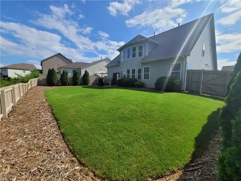 502 Cardiff Ct, Easley, SC 29642 photo 9