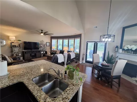 502 Cardiff Ct, Easley, SC 29642 photo 13