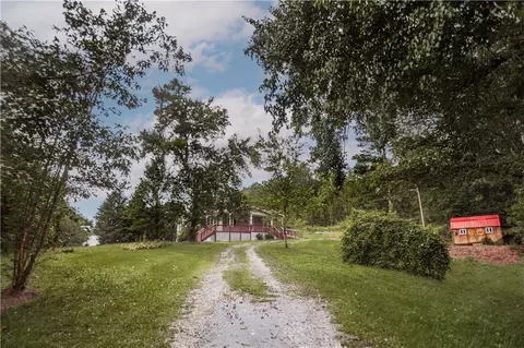 2040 Reece Mill Rd, Pickens, SC 29671