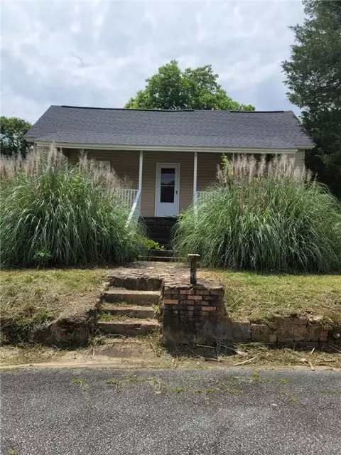 516 Hill St, Anderson, SC 29624