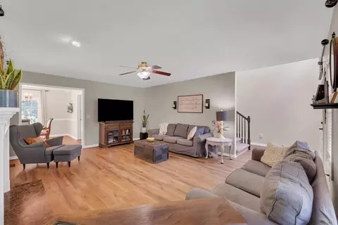 702 Rice Rd, Easley, SC 29640 photo 8