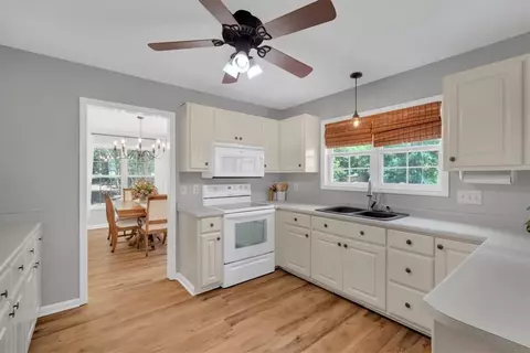 702 Rice Rd, Easley, SC 29640 photo 14