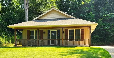 14047 E Camelia Ln, Seneca, SC 29678 photo 1
