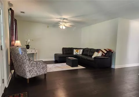14047 E Camelia Ln, Seneca, SC 29678 photo 7