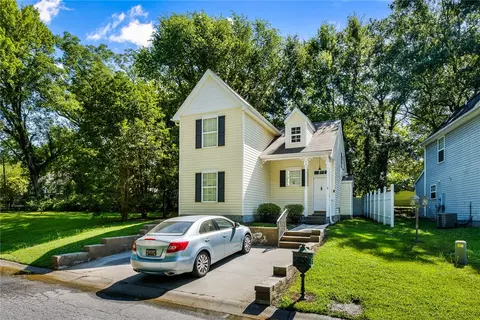 101 Crown Ct, Williamston, SC 29697 photo 2