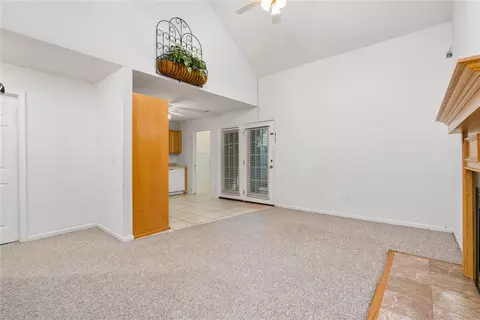 101 Crown Ct, Williamston, SC 29697 photo 5