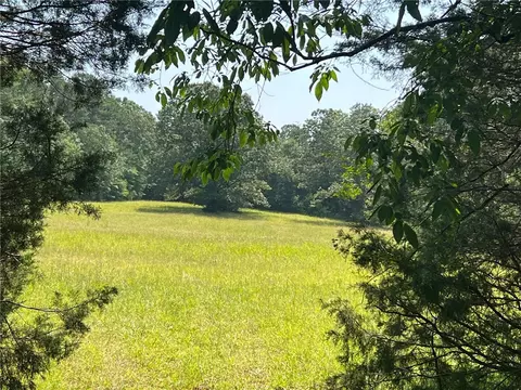 156 Wentink Rd, Central, SC 29630