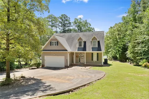 327 Summerset Bay Dr, Cross Hill, SC 29332