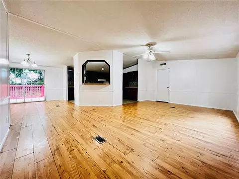 116 Corey Rd, Walhalla, SC 29691 photo 2