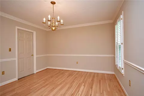204 Old Forest Rd, Easley, SC 29640 photo 7