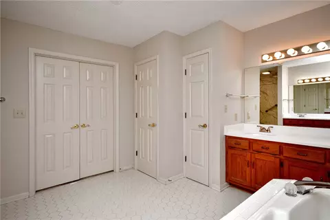 204 Old Forest Rd, Easley, SC 29640 photo 21