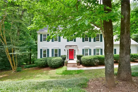 204 Old Forest Rd, Easley, SC 29640