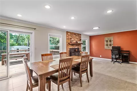 202 Heather Dr, Central, SC 29630 photo 9