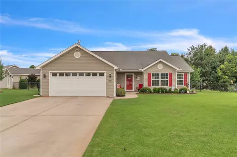 104 Baltic Ave, Anderson, SC 29621