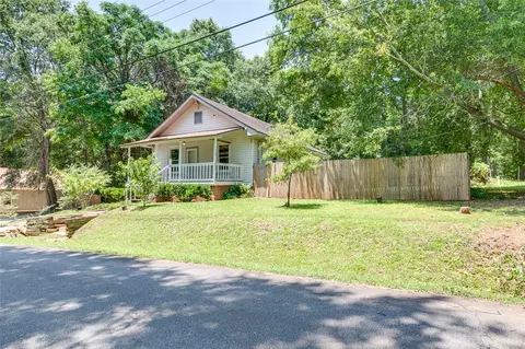 116 Aiken St, Central, SC 29630 photo 3