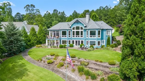 357 Stardust Ln, Seneca, SC 29672 photo 2